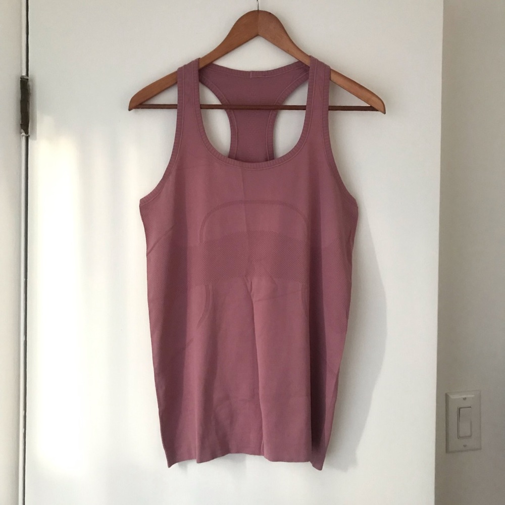 Lululemon Swiftly Tech tank mauve